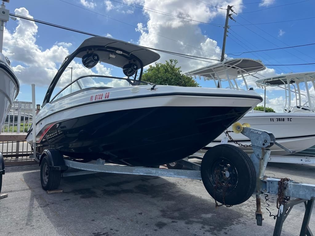 2020 Yamaha Boats AR190 - Sold Boat