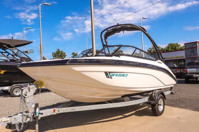 BOATZON | Yamaha Boats AR190 2026