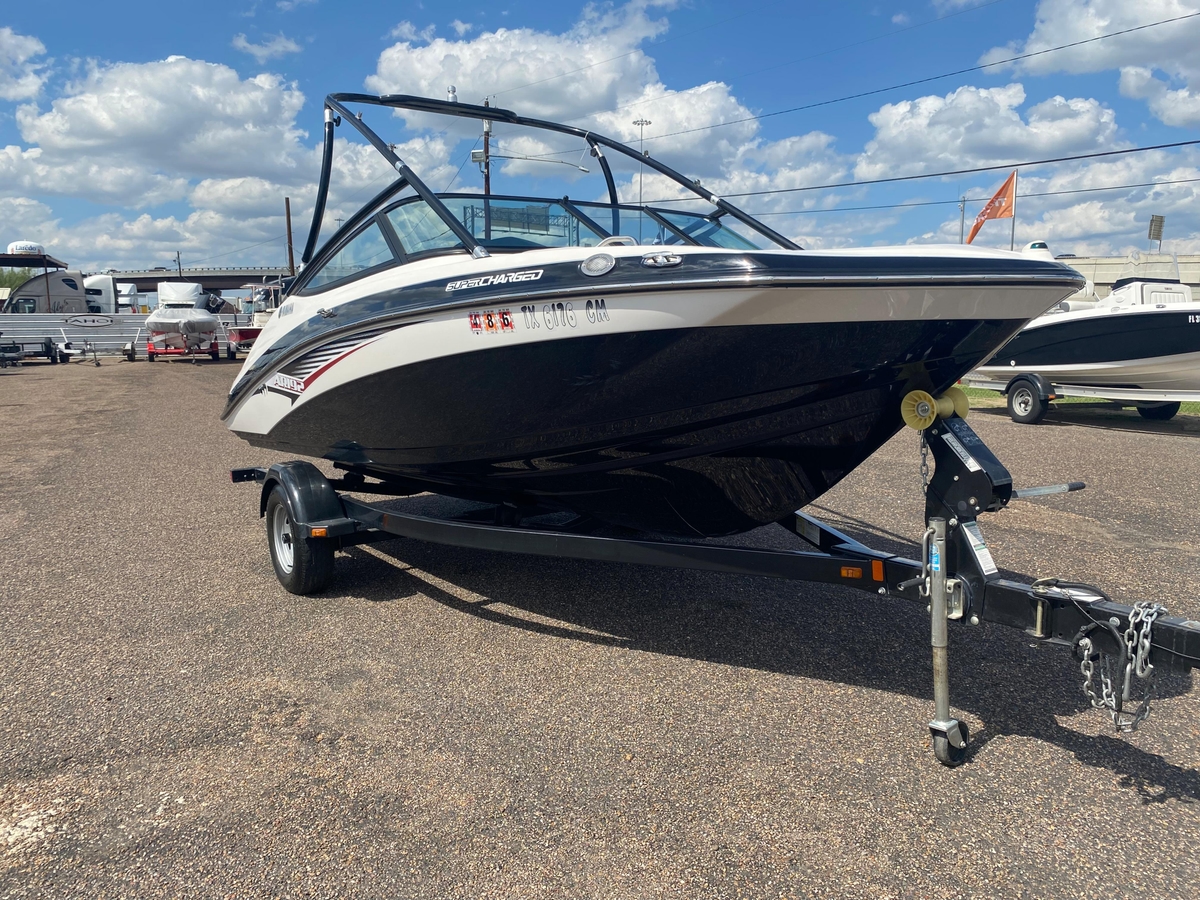 2014 Yamaha Boats AR192 - Sold Boat