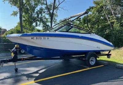 BOATZON | Yamaha Boats AR192 2015