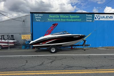 BOATZON | Yamaha Boats AR195 2019