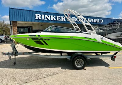 BOATZON | Yamaha Boats AR195 2022