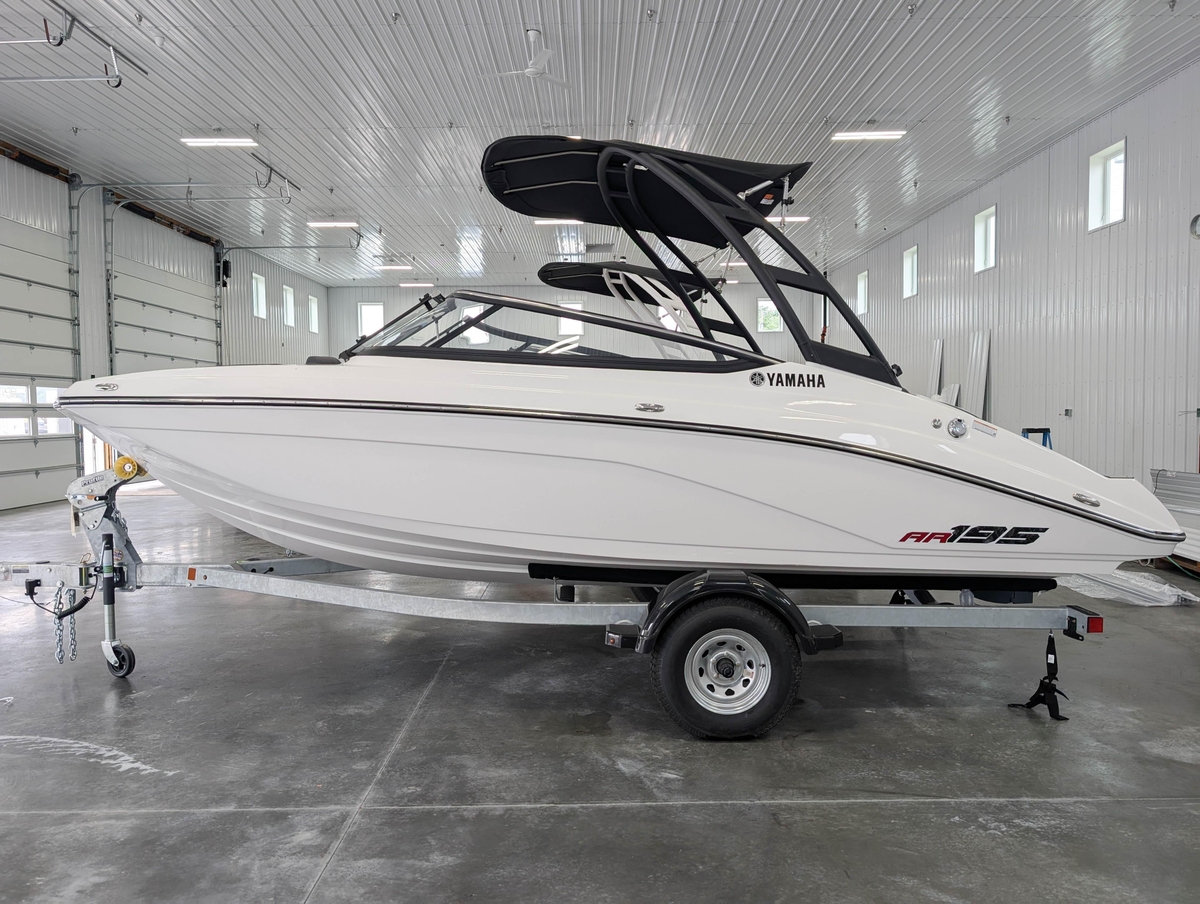 2025 Yamaha Boats AR195 - Sold Boat