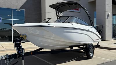 BOATZON | Yamaha Boats AR195 2025