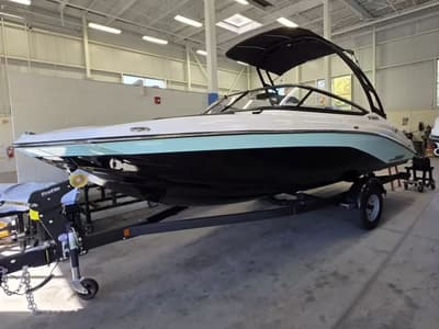 BOATZON | Yamaha Boats AR195 2026