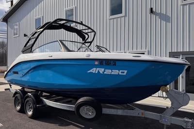 BOATZON | Yamaha Boats AR220 2023