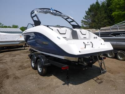 BOATZON | Yamaha Boats AR220 2025 BOATZON | Yamaha Boats AR220 2025