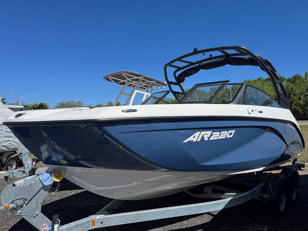 2025 Yamaha Boats AR220 - Sold Boat