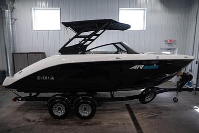 BOATZON | Yamaha Boats AR220 2025 BOATZON | Yamaha Boats AR220 2025