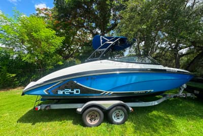 BOATZON | Yamaha Boats AR240 2015 BOATZON | Yamaha Boats AR240 2015