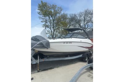 BOATZON | Yamaha Boats AR240 2019