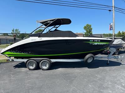 BOATZON | Yamaha Boats AR250 2021