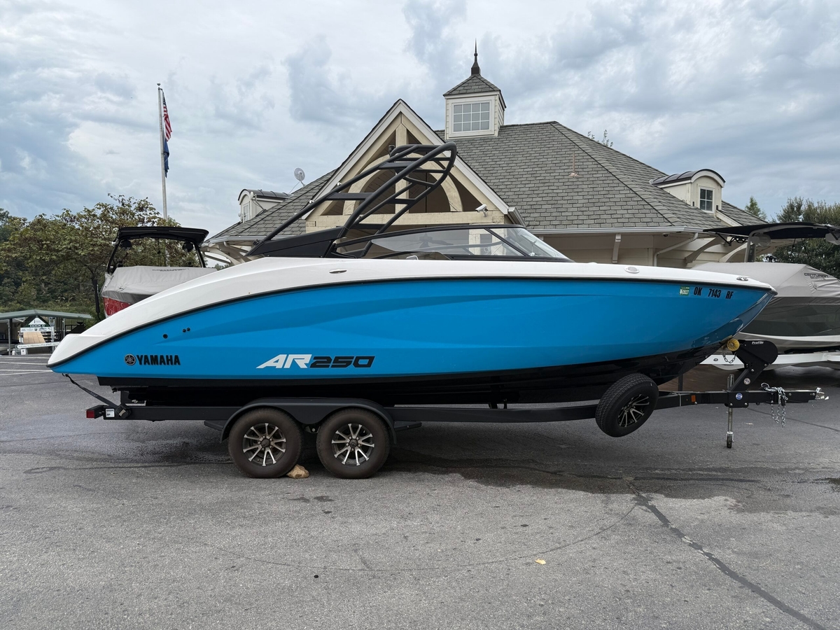 2023 Yamaha Boats AR250 - Sold Boat