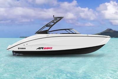 BOATZON | Yamaha Boats AR250 2024