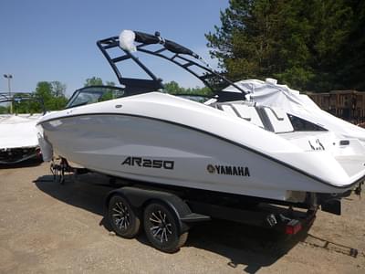 BOATZON | Yamaha Boats AR250 2025 BOATZON | Yamaha Boats AR250 2025
