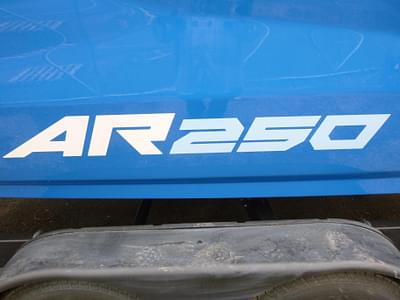 BOATZON | Yamaha Boats AR250 2025