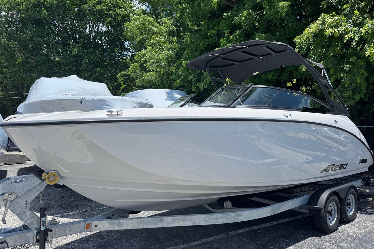 2025 Yamaha Boats AR250 - Sold Boat