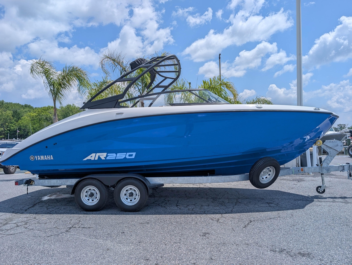 2025 Yamaha Boats AR250 - Sold Boat