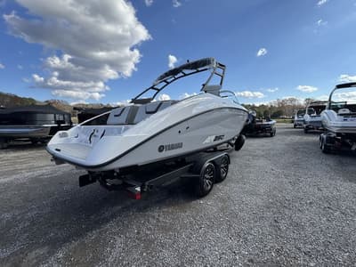 BOATZON | Yamaha Boats AR250 2026 BOATZON | Yamaha Boats AR250 2026