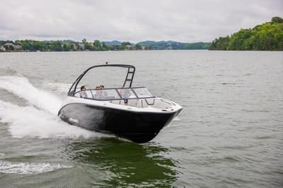 BOATZON | Yamaha Boats AR250 2026