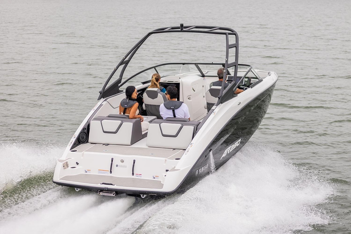 2026 Yamaha Boats AR250 - Sold Boat