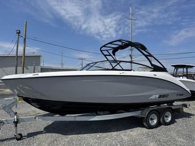 BOATZON | Yamaha Boats AR250 2026