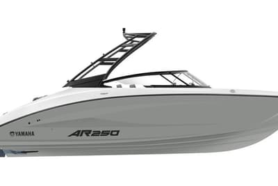BOATZON | Yamaha Boats AR250 2027
