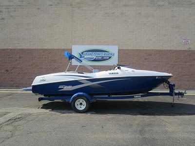 BOATZON | Yamaha Boats LX 210 2004