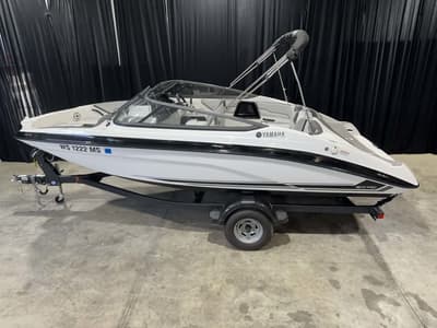 BOATZON | Yamaha Boats SX190 2019