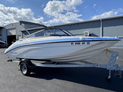 BOATZON | Yamaha Boats SX190 2025