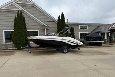 BOATZON | Yamaha Boats SX195 2019