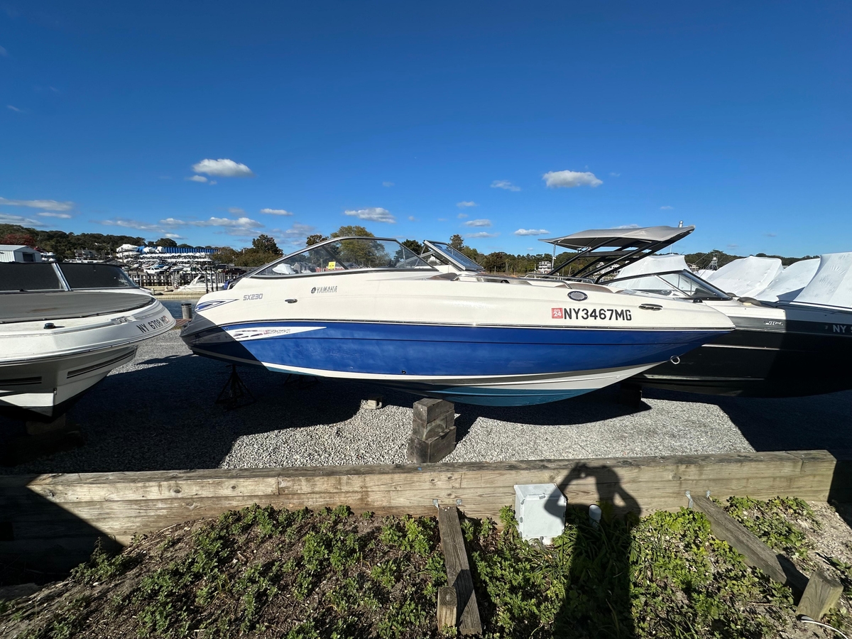 2008 Yamaha Boats SX230 - Sold Boat