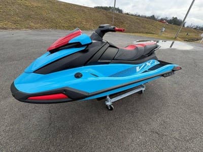 BOATZON | Yamaha Boats VX Deluxe 2024
