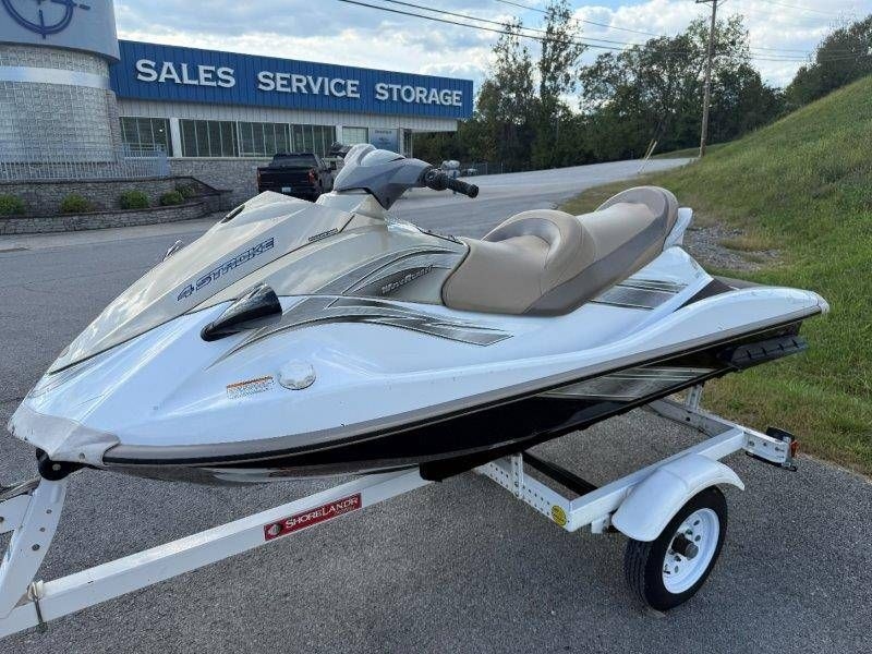 2008 Yamaha Boats Waverunner VX Cruiser - Sold Boat