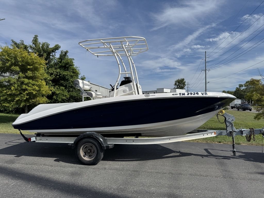 2017 Yamaha Marine 190 FSH Sport - Sold Boat