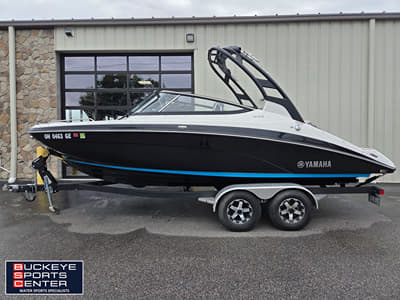 BOATZON | Yamaha Marine 212S 2021