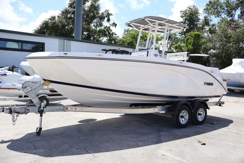 2026 Yamaha Marine 222 FSH SPORTWHITEALUMINUM - Sold Boat