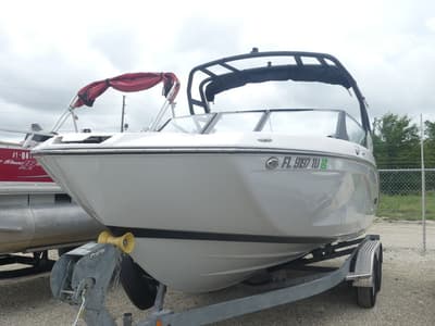 BOATZON | Yamaha Boats 222SD 2024