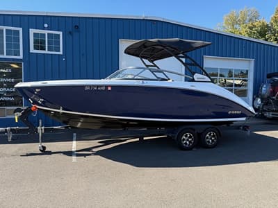 BOATZON | Yamaha Marine 252SD 2021