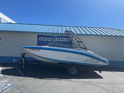 BOATZON | Yamaha Marine AR190 2022