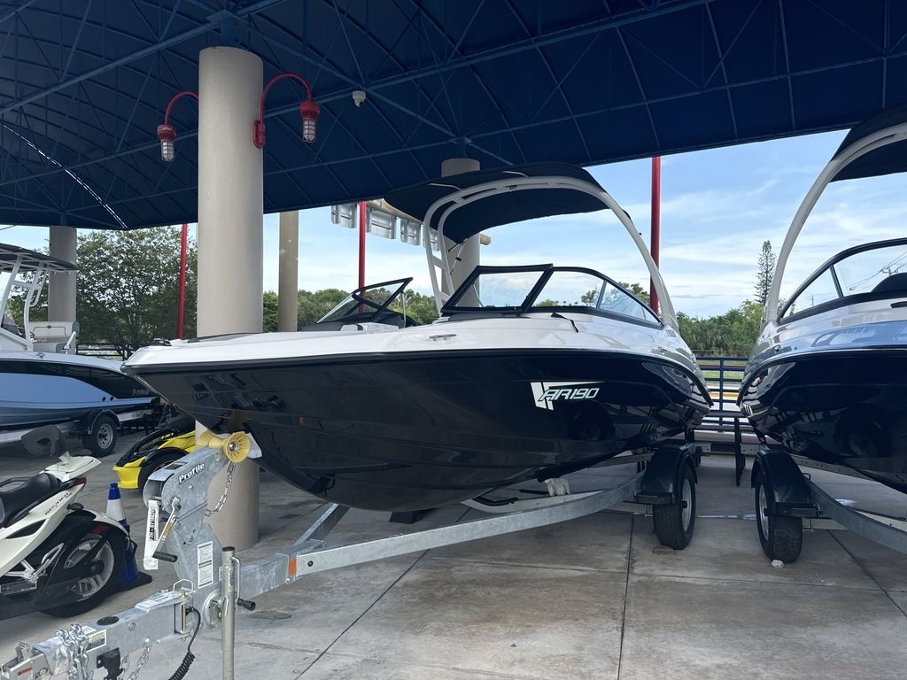 2025 Yamaha Boats AR190 - Sold Boat