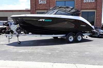 BOATZON | Yamaha Marine AR220BLACKGALVANIZED 2025