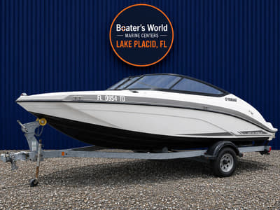 BOATZON | Yamaha Boats SX190 2022