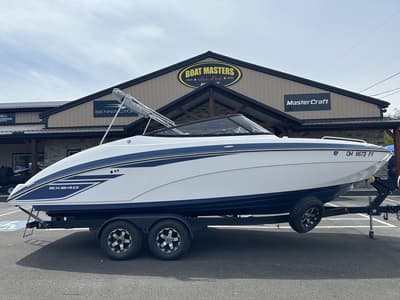 BOATZON | Yamaha Marine SX240 2020