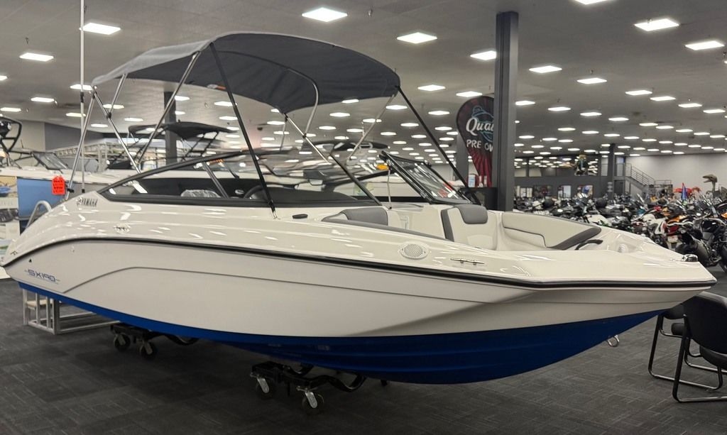 2026 YAMAHA SX190 BLUE - Sold Boat