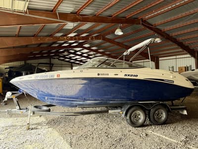 BOATZON | Yamaha SX210 2011