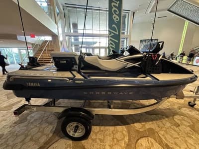 BOATZON | Yamaha WaveRunner Crosswave 2027