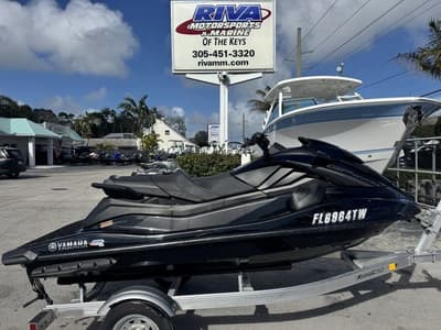 BOATZON | Yamaha WaveRunner gp 2024