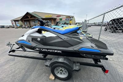BOATZON | Yamaha WaveRunner JETBLASTERBLACK 2026
