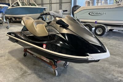 BOATZON | Yamaha WaveRunner VX Cruiser 2010